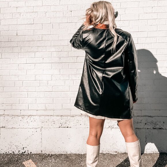 Vegan Leather Blazer Jacket with Snakeskin Collar - Picture 7 of 8